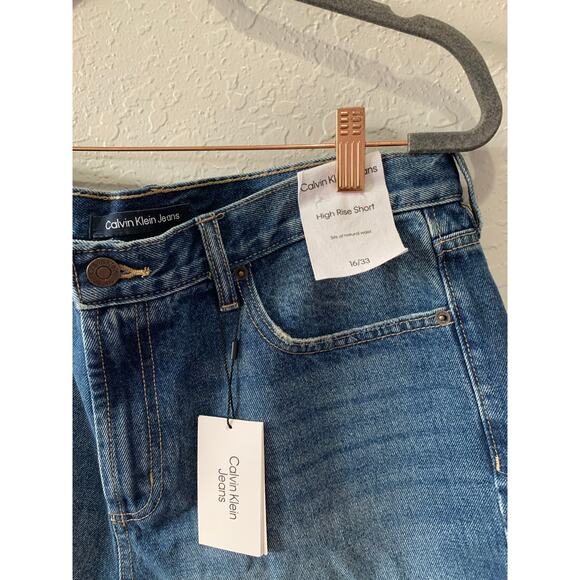 Calvin Klein Jeans High Rise Blue  Shorts Distressed Sz 16/33 NWT - Picture 2 of 6